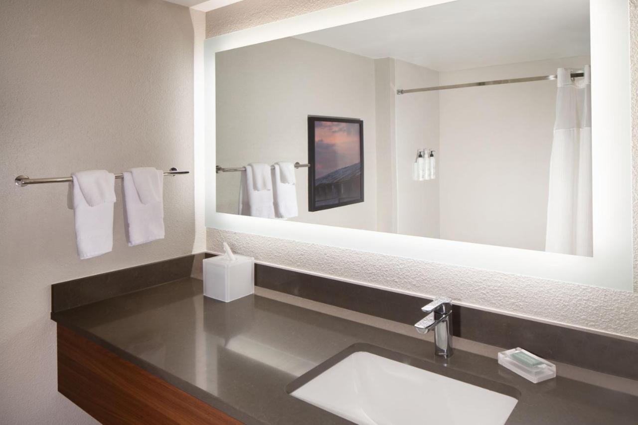 Fairfield Inn & Suites By Marriott Τσάρλεστον Εξωτερικό φωτογραφία